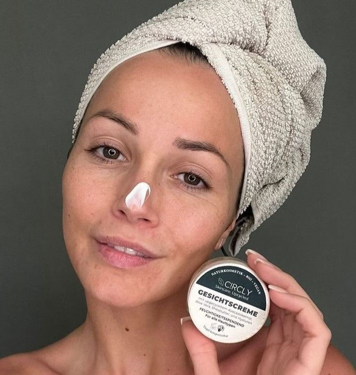 C!RCLY Gesichtscreme mit Avocado, Aloe Vera, Sheabutter und Hyaluron